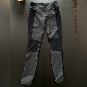 Calia by Carrie Underwood 7/8 Leggings Color Block Mesh Gray Black